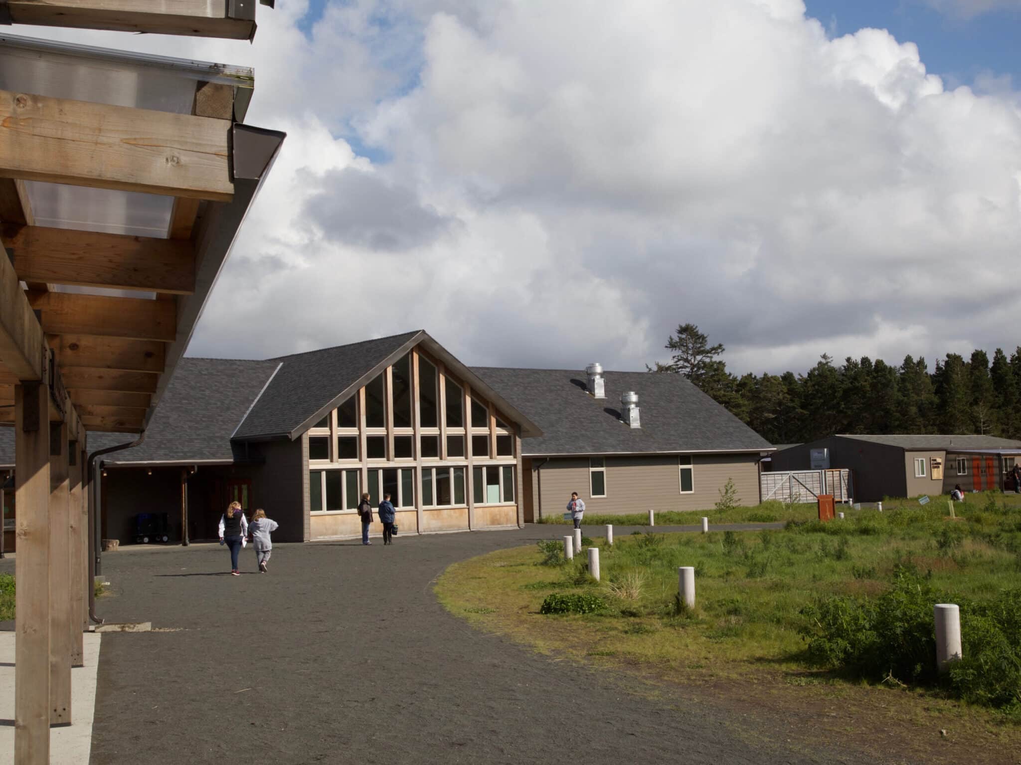 Exterior view of OMSI's Camp Gray in Newport, Oregon.